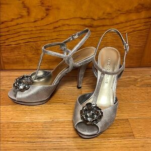 Antonio Melani Silver Embellished Platform, Peep Toe, T-strap Heels, Size 7M EUC